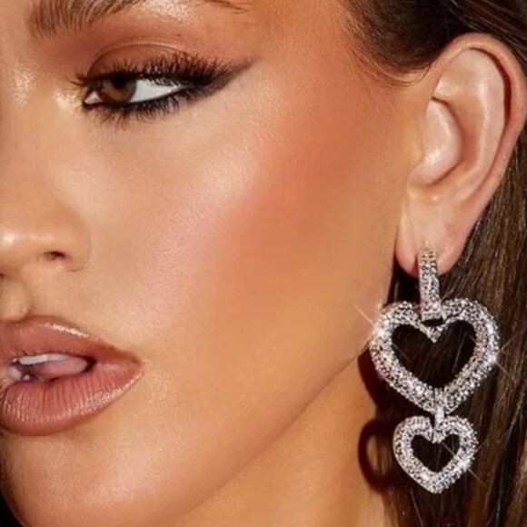 Dangling Heart Earrings - Picture 1 of 5